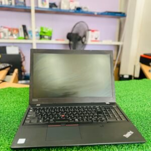 50 LENOVO L580 i5 8250U 8GB 256GB 15.6